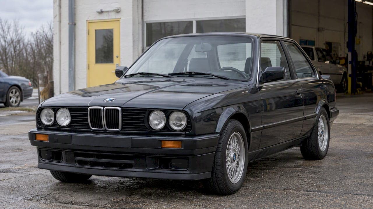 BMW E30 Buyer's Guide: What to Check Before You Buy