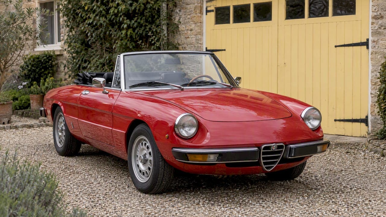 Alfa Romeo Spider Buyer's Guide: Which Series to Buy